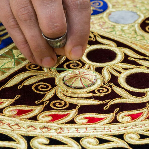 gold-embroidery-bukhara-uzbekistan-1024x768